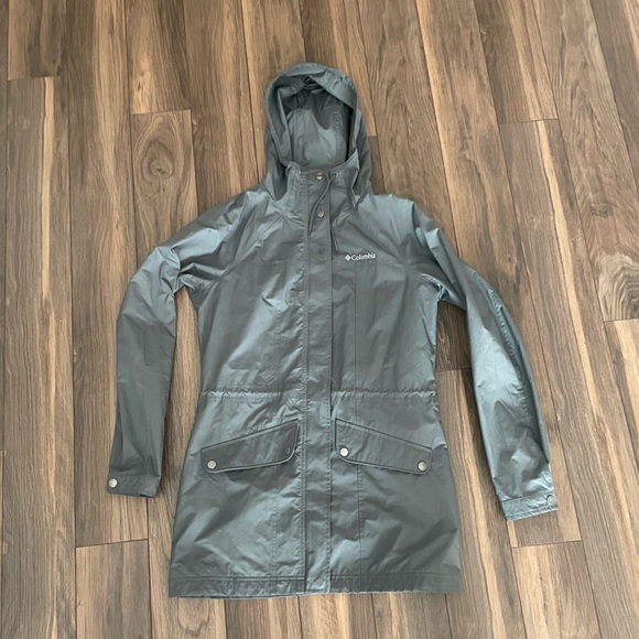 Columbia Jackets & Blazers - Lightweight Women’s Columbia Water Resistant Jacket, Small (S), Gray/Grey